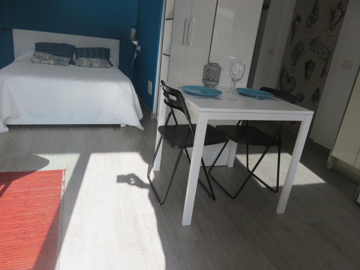 Apartamento Céntrico Loft en el Puerto de la Cruz con Wifi y cerca de la playa Exterior foto